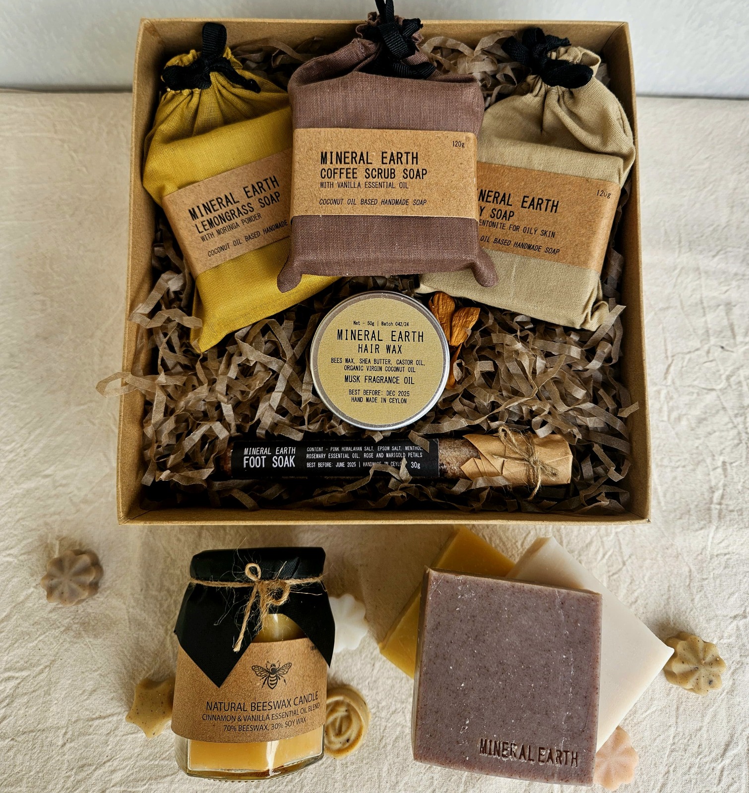 Gift a loved one a curated selfcare gift box This pack includes; 3 soap bars, Foot soak (test tube), Mini blocks jar (12) and Soy Wax Candle