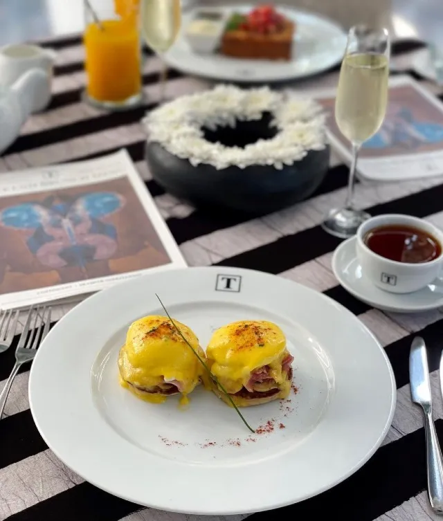 Gift Your Loved One an Afternoon Filled with Great Food and Good Company at the Widely Sought-After Tintagel Colombo!