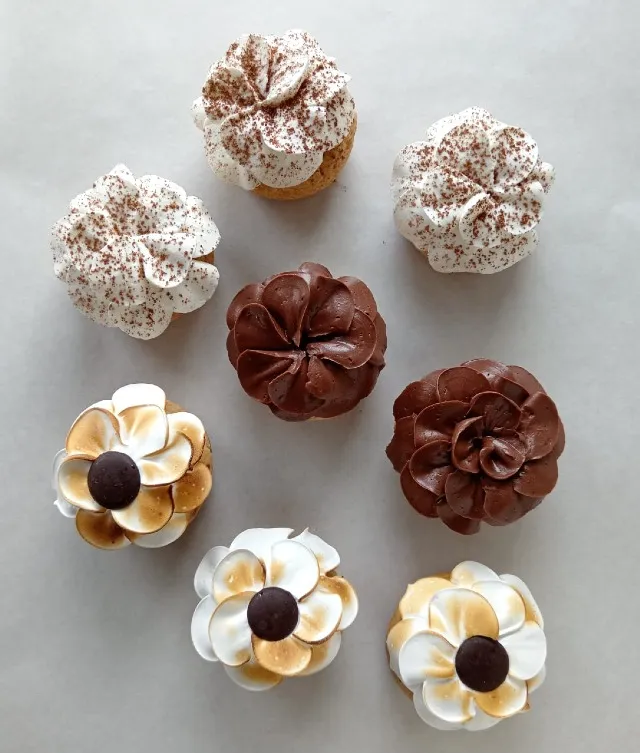 Profiterole Collection box