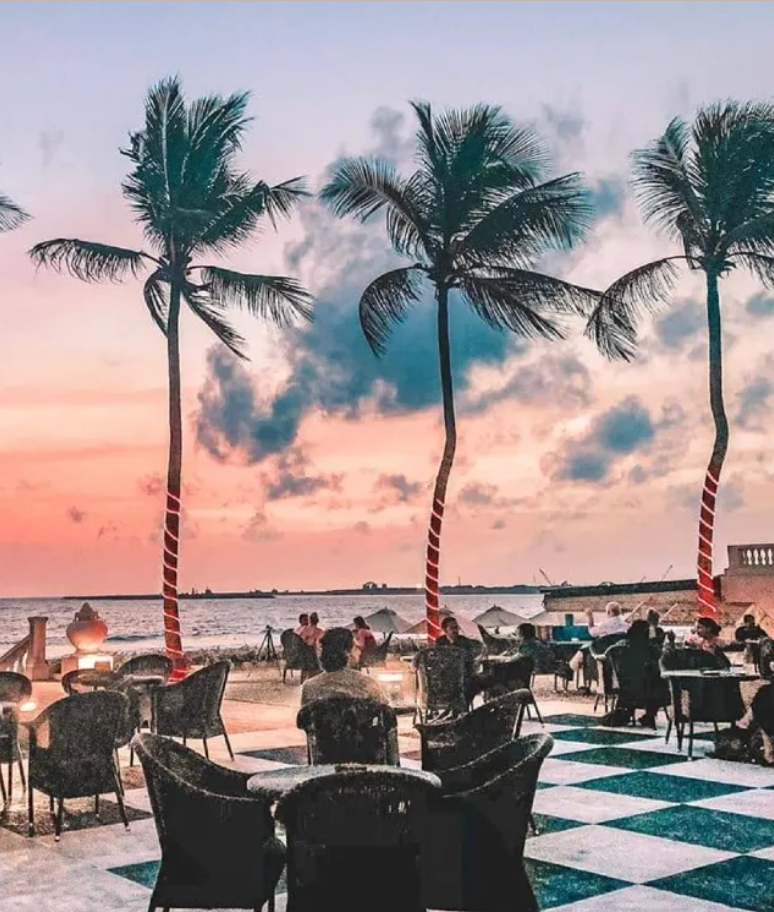 Delight in a unique gin tasting experience set on the iconic chequerboard at The Galle Face Hotel. Guests will enjoy two crafted cocktails, two hot canapés, two cold canapés, and a delectable dessert from the attached menu. This perfect blend of flavor, elegance, and atmosphere promises an unforgettable experience for any gin enthusiast!