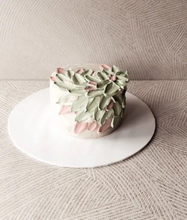 Petite Petals color cake| 450g