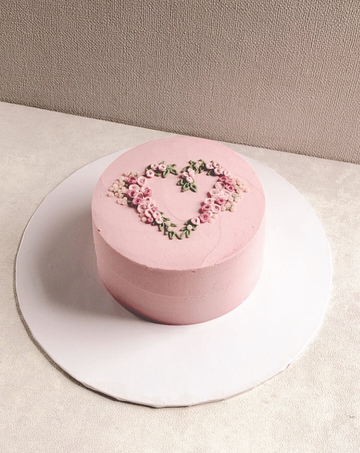 Vintage love 1kg pink color cake