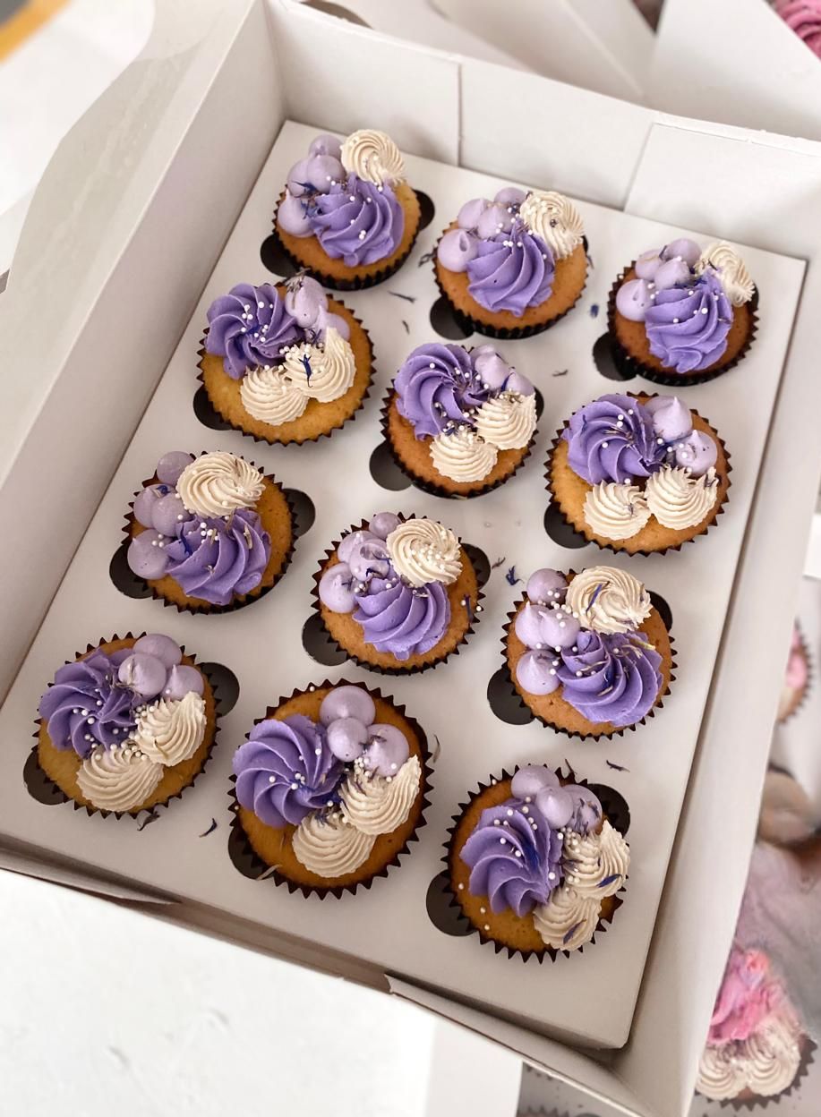 Dania | Box of 12 Cupcakes - Unavailable until 5th May